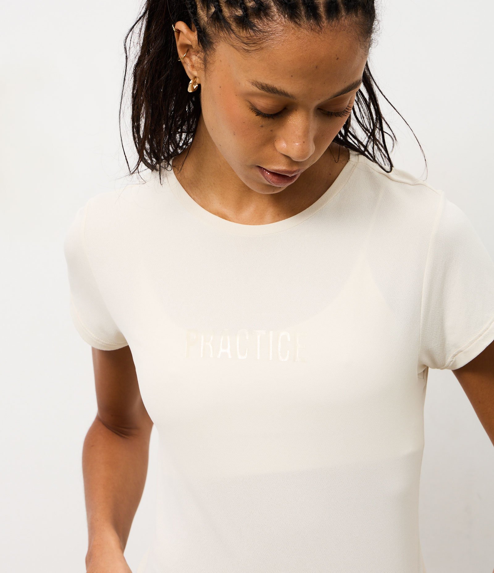 Camiseta Esportiva com Estampa Lettering Practice em Gel Off White 3