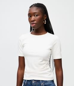 Blusa Manga Curta em Tricô Ponto Roma com Pregas Laterais