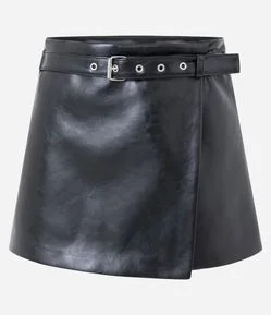 Short Saia em PU com Cinto