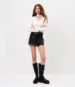 Short Saia em PU com Cinto