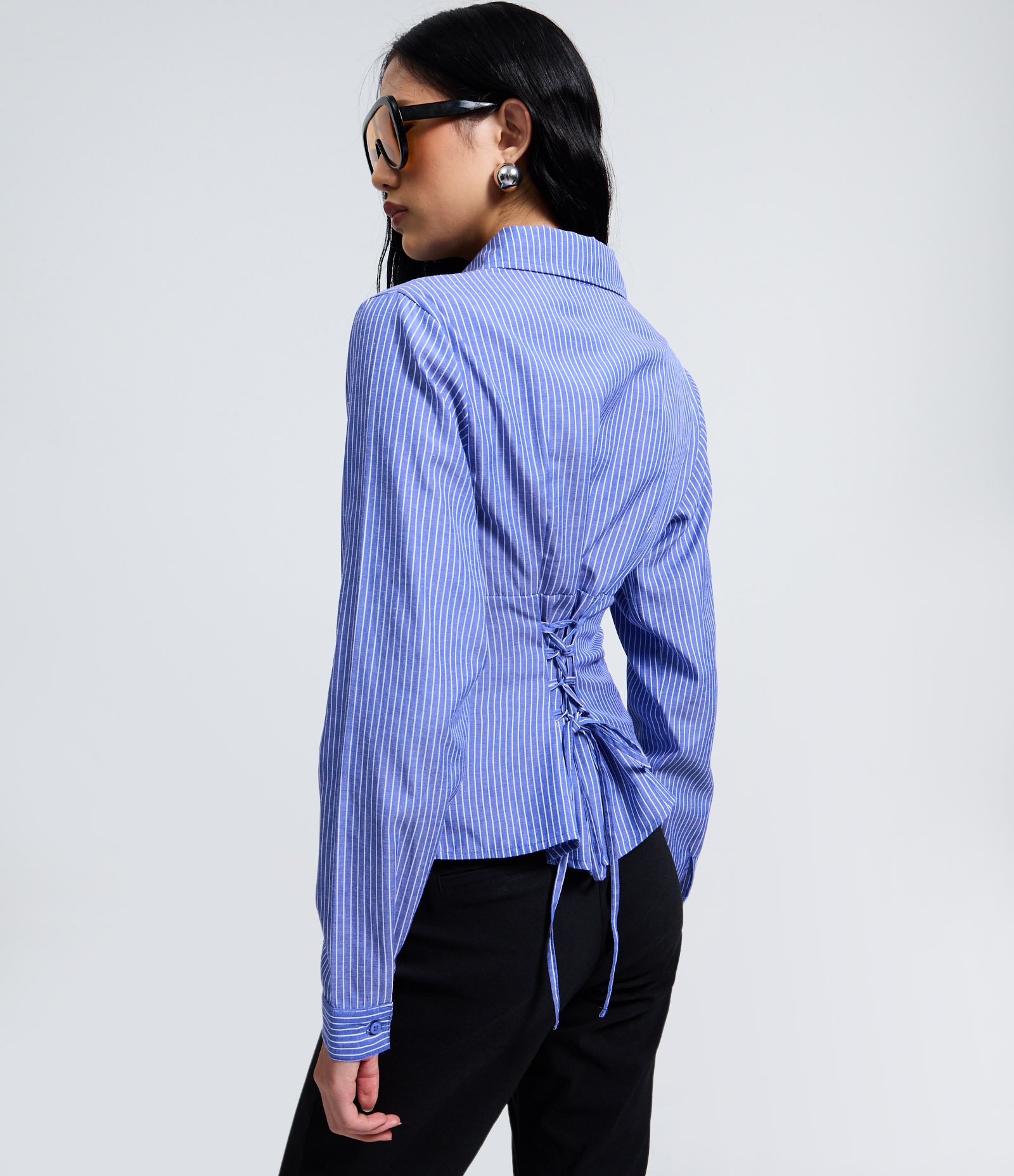 Camisa Ajustada em Tricoline com Amarração nas Costas Azul 4