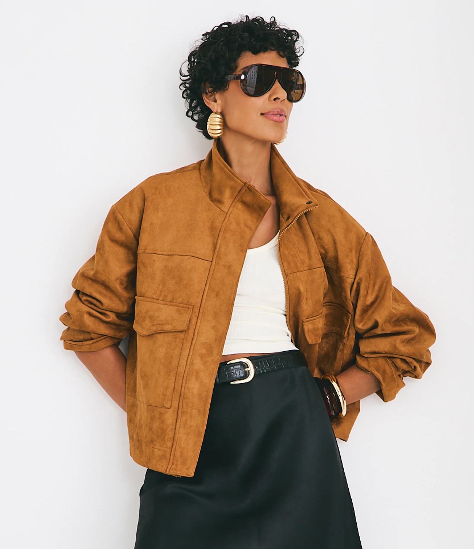 Jaqueta Oversized em Suede com Gola Alta Marrom 1