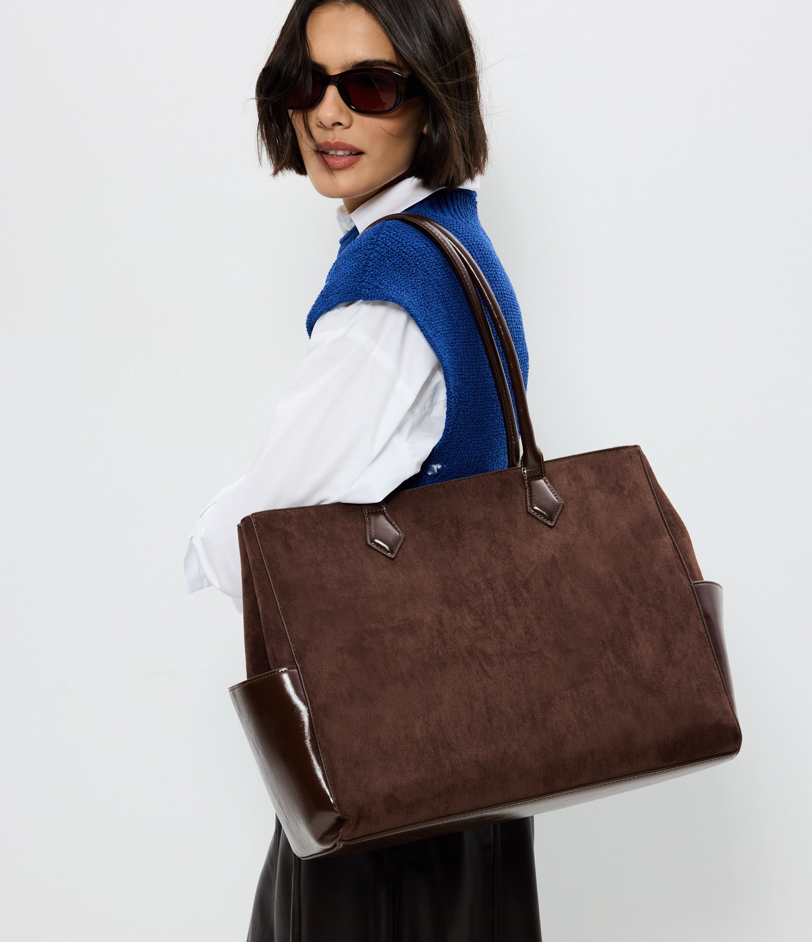 Bolsa Shopper Grande em Suede Marrom 1