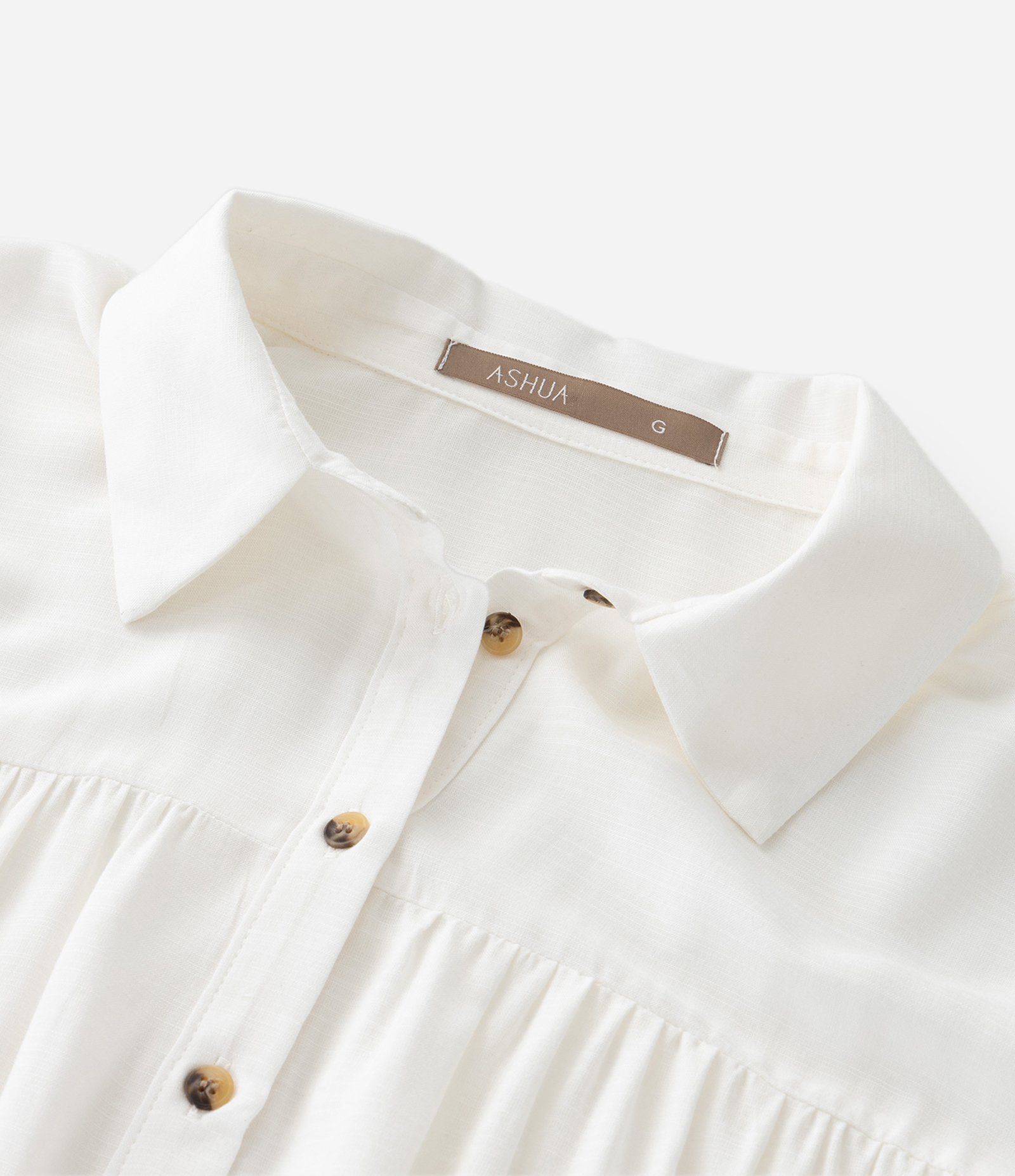 Camisa em Flamê com Pregas e Botões Tartaruga Curve & Plus Size Branco 8