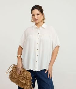 Camisa em Flamê com Pregas e Botões Tartaruga Curve & Plus Size
