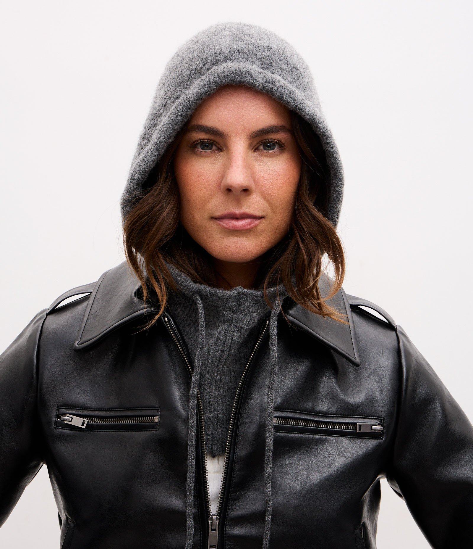 Touca Balaclava em Tricô com Amarração Cinza 6