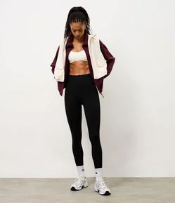 Calça Legging Esportiva com Cós Alto e Recorte em Tule