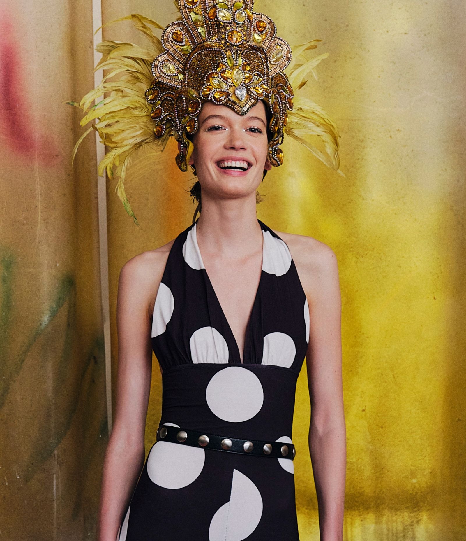 Blusa Frente Única em Malha Gelada com Poá Graúdo Preto 1