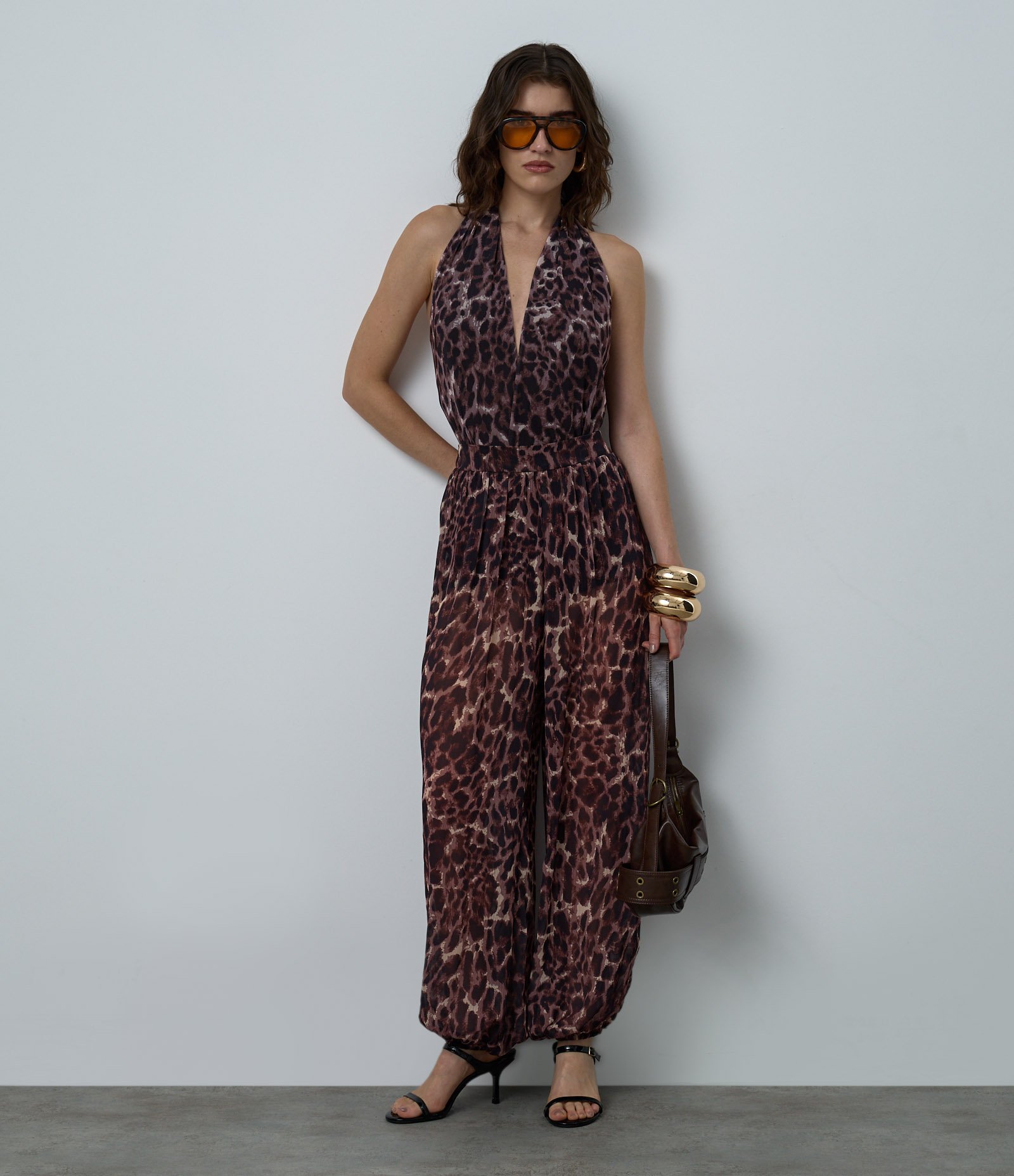 Calça Aladim em Chiffon Animal Print Marrom 1