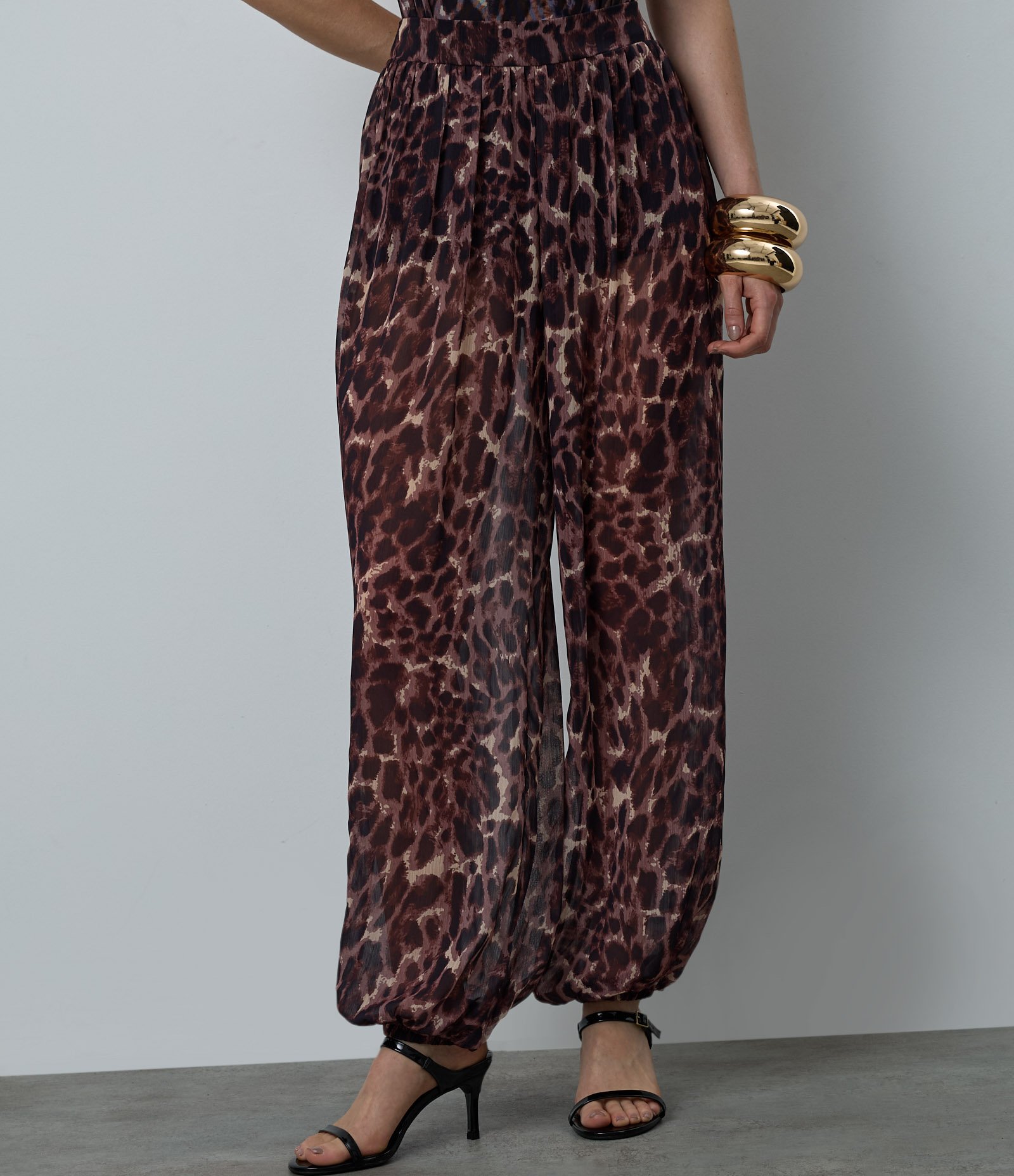 Calça Aladim em Chiffon Animal Print Marrom 2