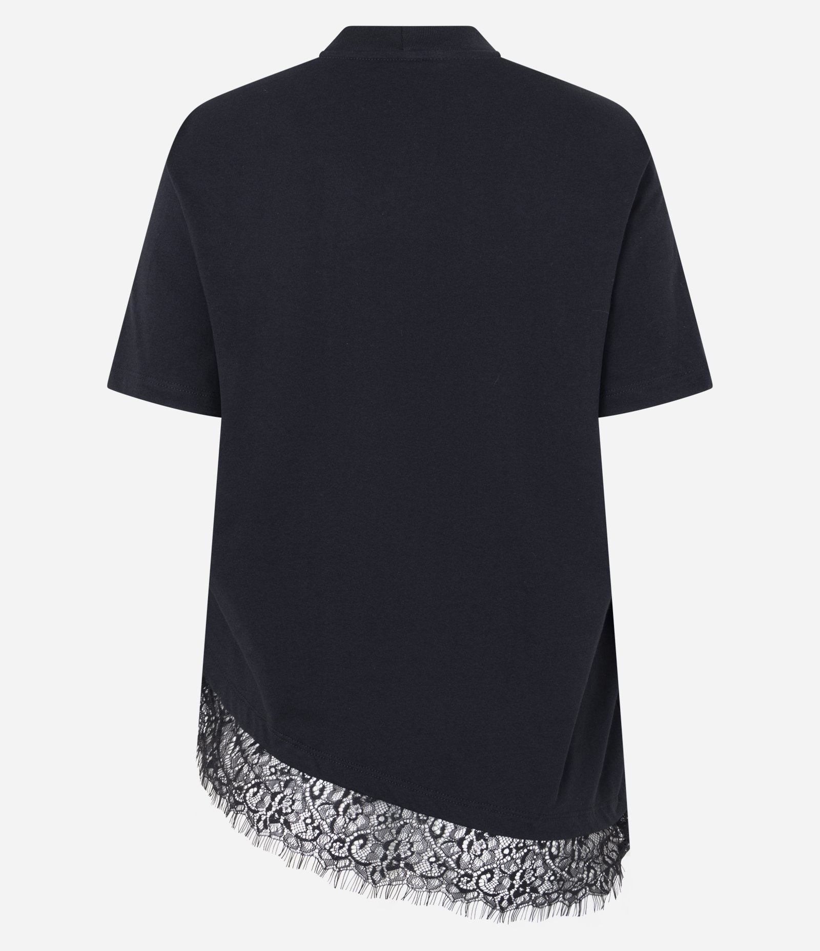 Camiseta Alongada com Barra Assimétrica em Renda Preto 6