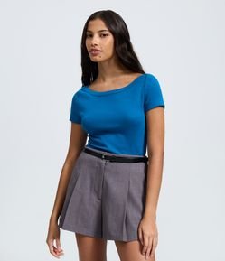 Blusa em Modal com Decote Canoa