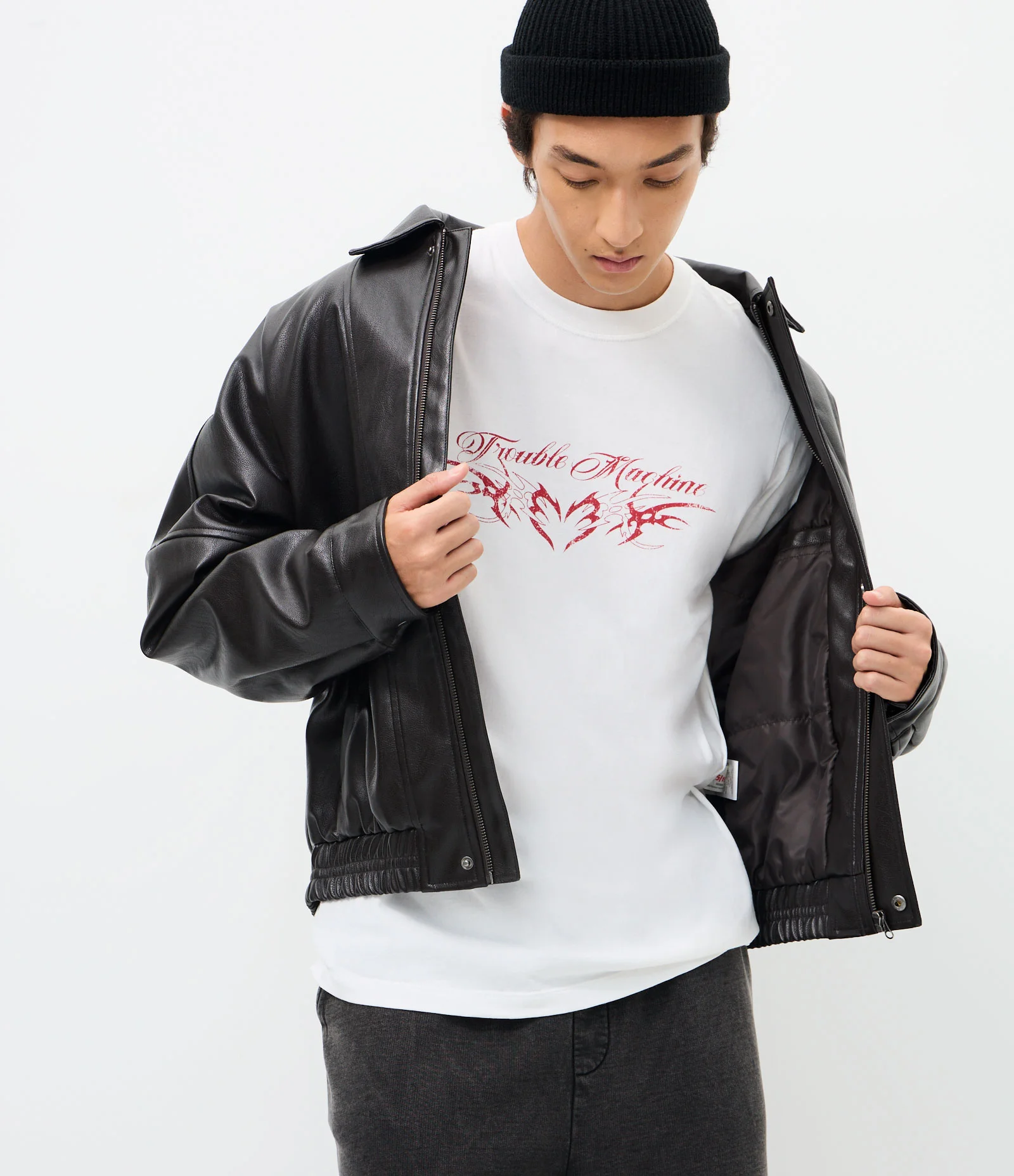 Camiseta Manga Curta em Algodão Lettering Trouble Machine Branco 1