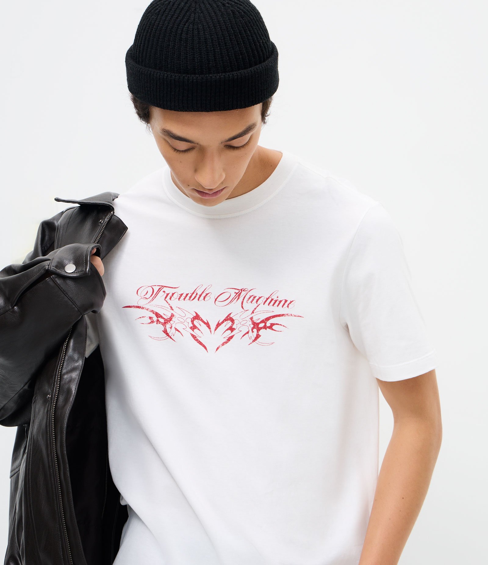 Camiseta Manga Curta em Algodão Lettering Trouble Machine Branco 3