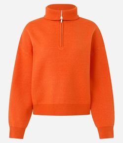 Suéter Regular em Tricô com Gola Alta e Zíper