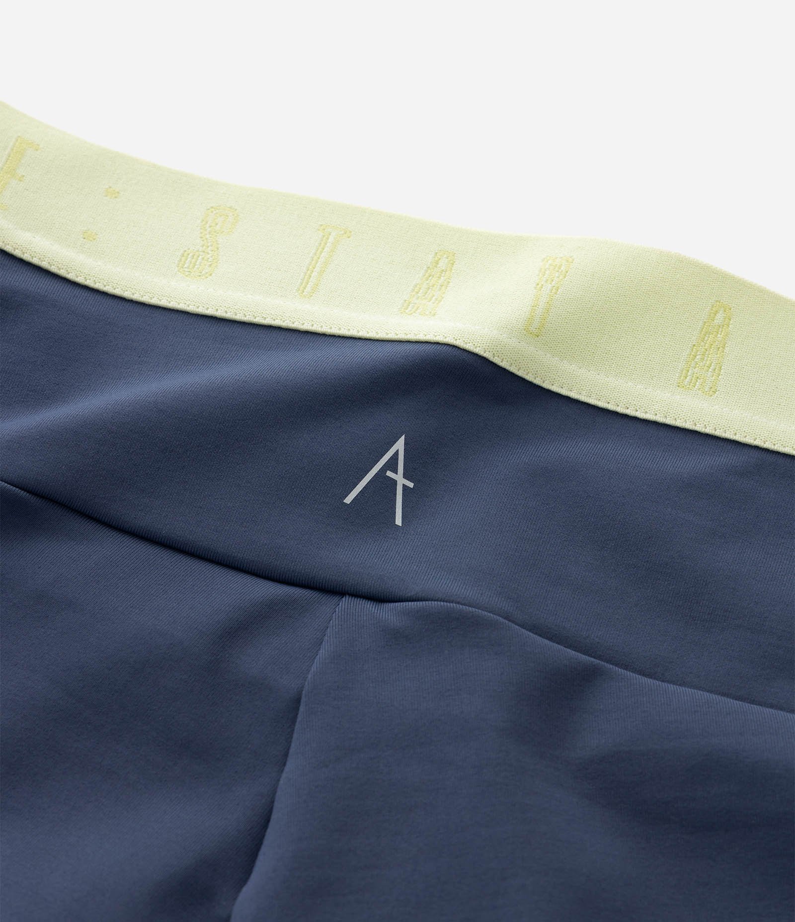 Calça Legging Esportiva com Faixa Lateral Contrastante Azul 4