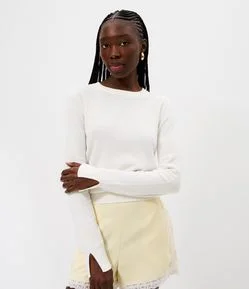 Blusa Manga Longa em Tricô com Fenda na Manga