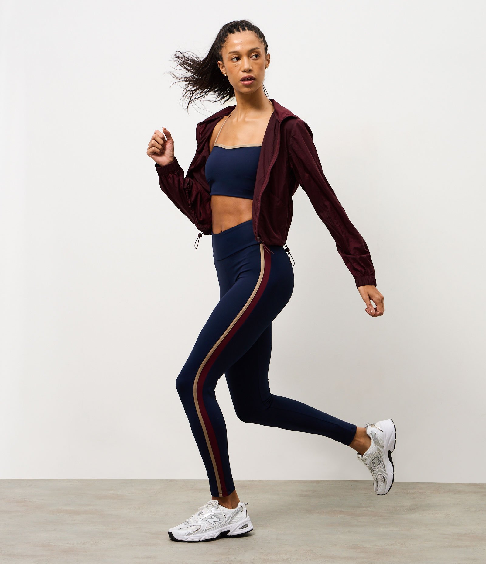 Calça Legging Esportiva em Microfibra com Recorte Contrastante Azul 1