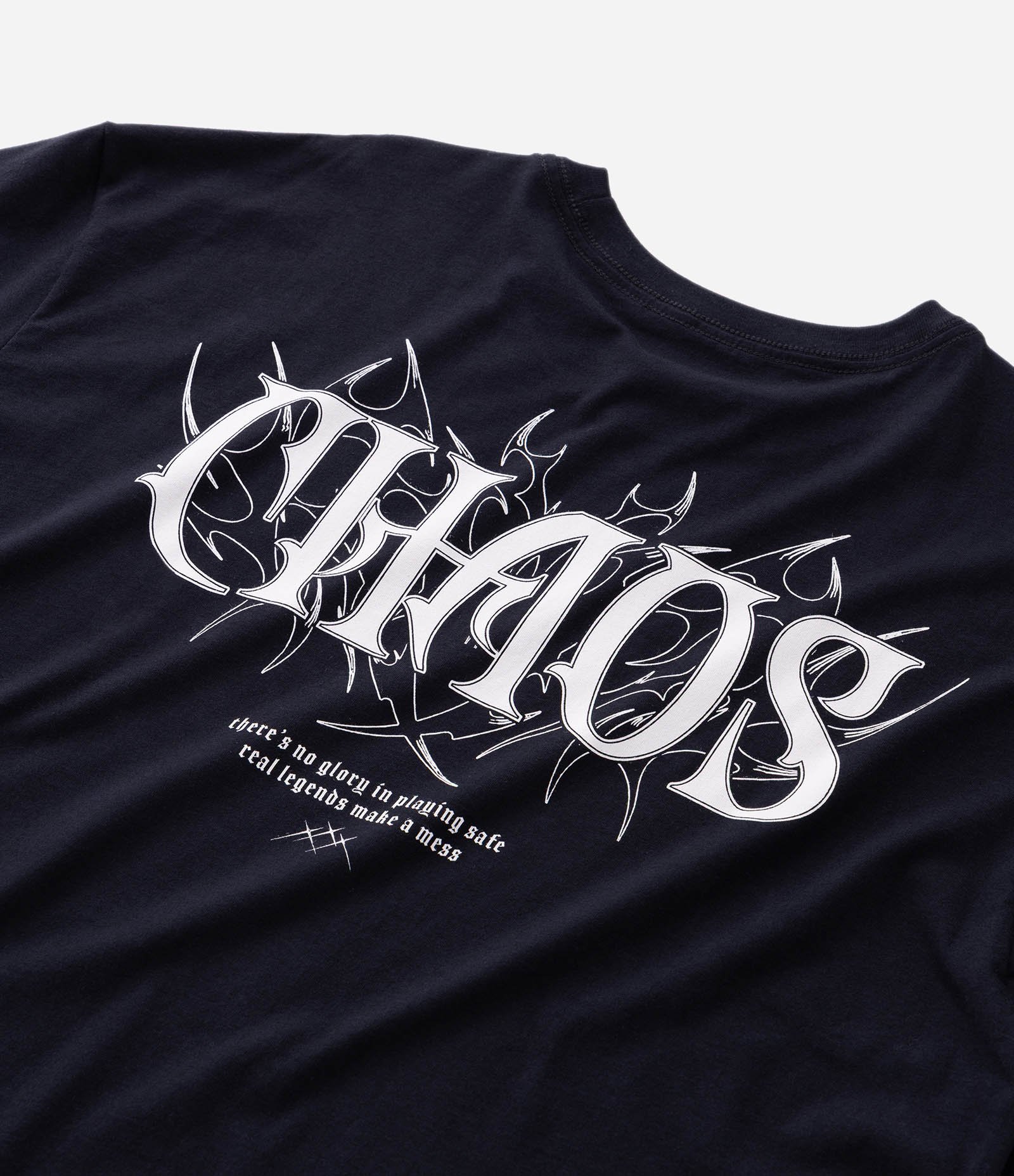 Camiseta Relaxed em Algodão com Estampa Tribal Chaos Preto 8