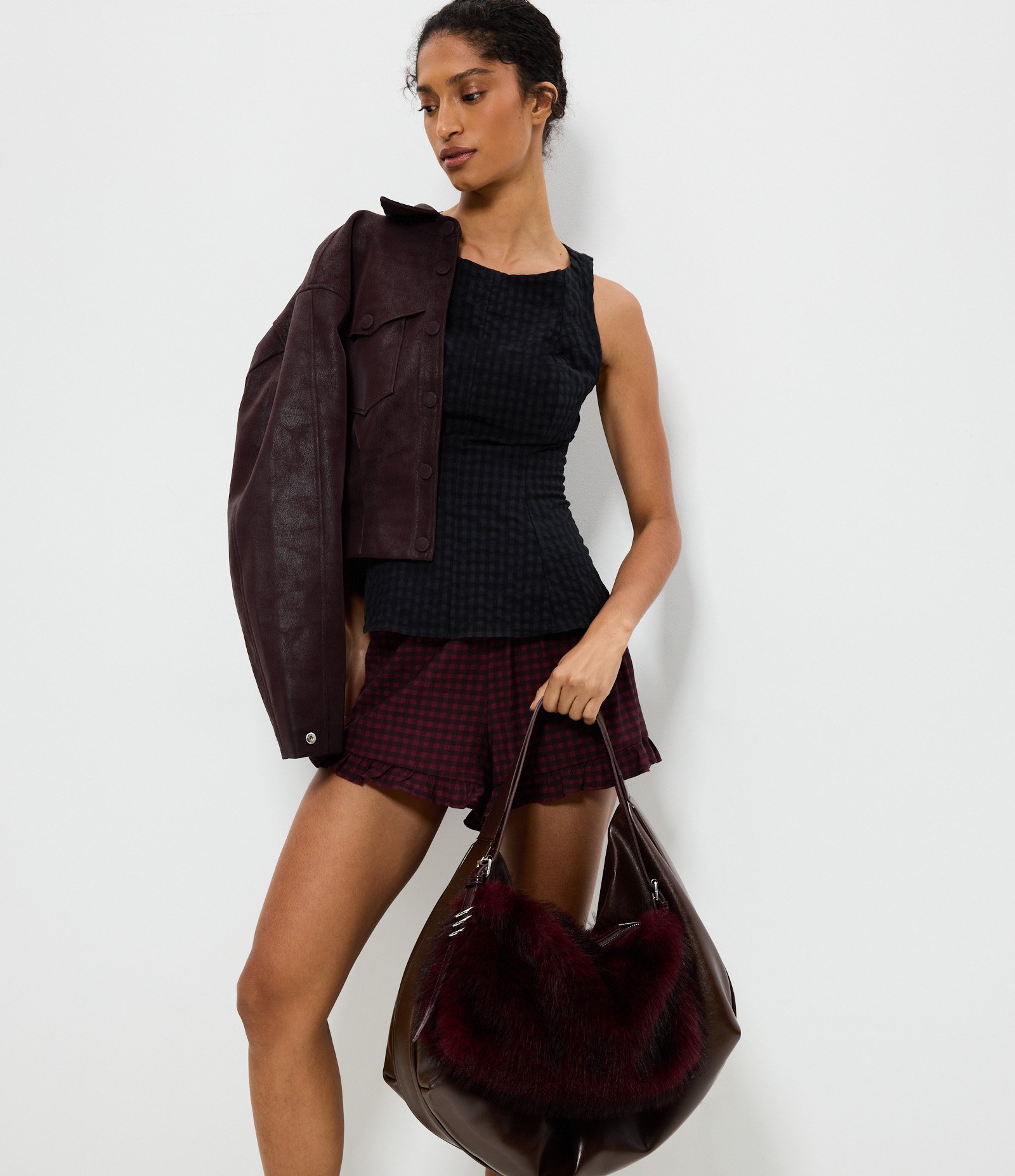 Blusa Peplum em Anarruga com Estampa Xadrez Preto 1