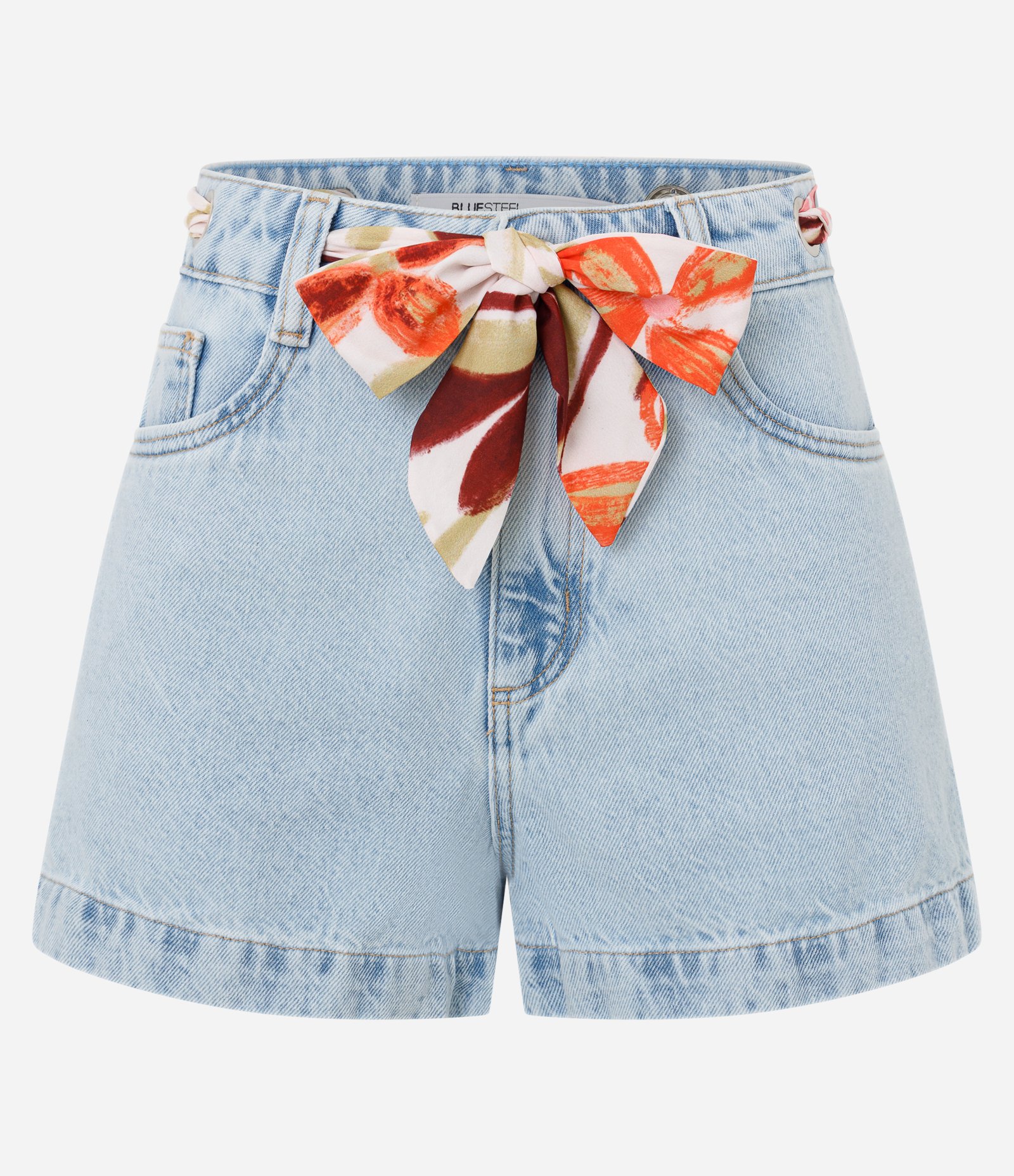 Short Slim em Jeans com Lencinho e Ilhós Metálicos Azul Claro 1