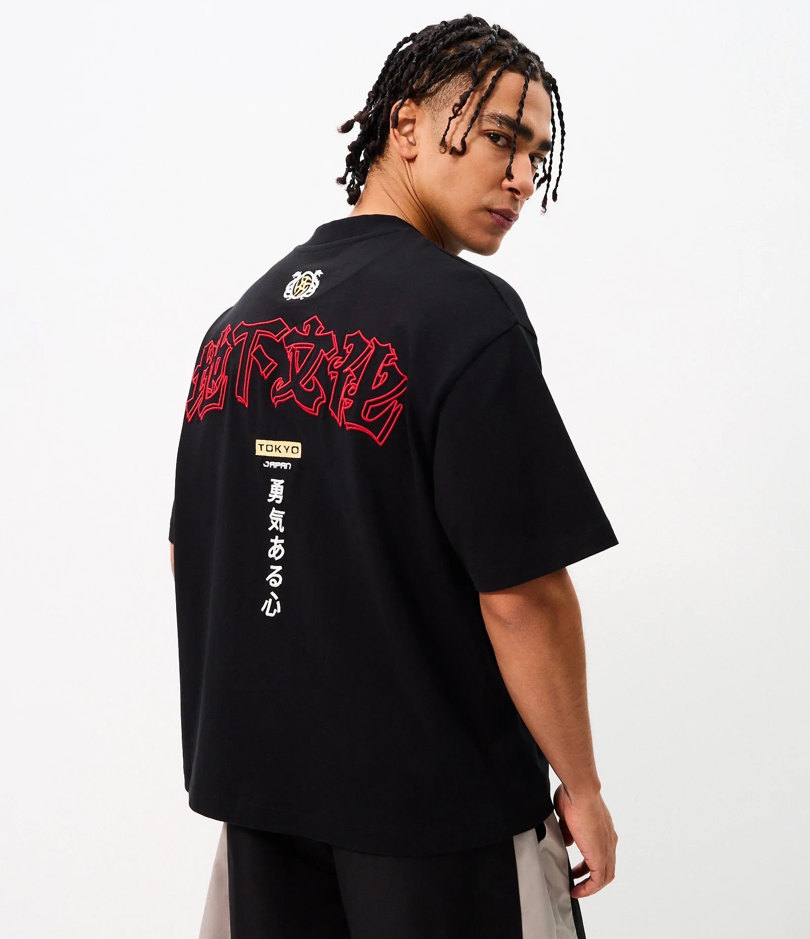 Camiseta Boxy Bordado Japonês Algodão Preto 1