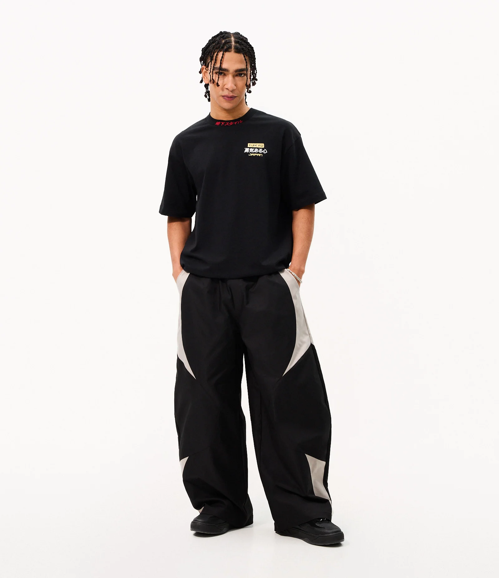 Camiseta Boxy Bordado Japonês Algodão Preto 2