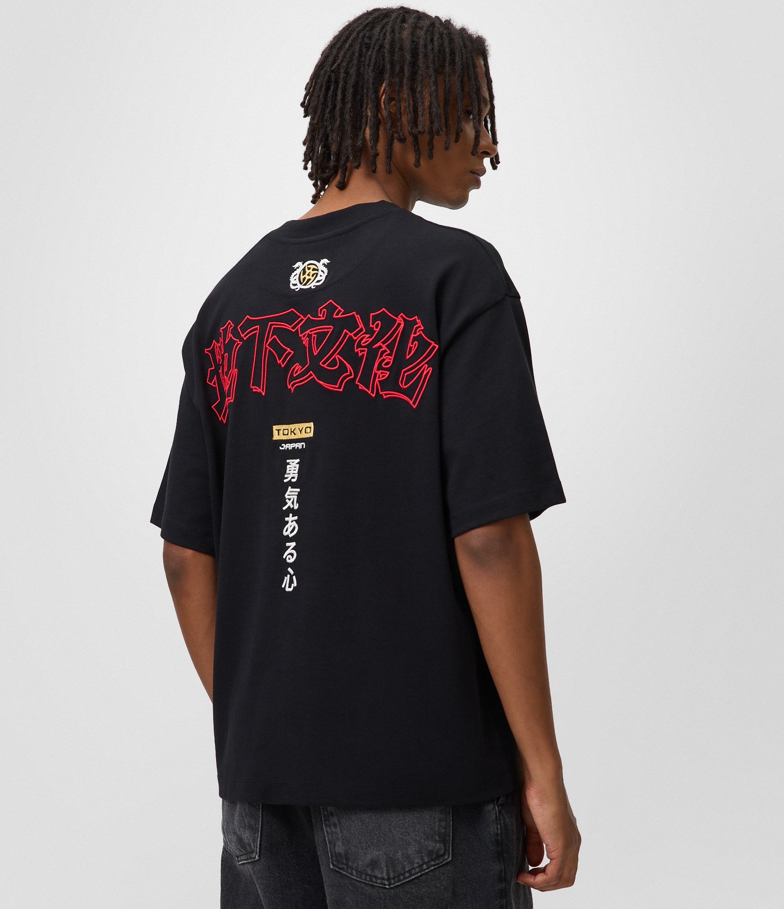 Camiseta Boxy Bordado Japonês Algodão Preto 3