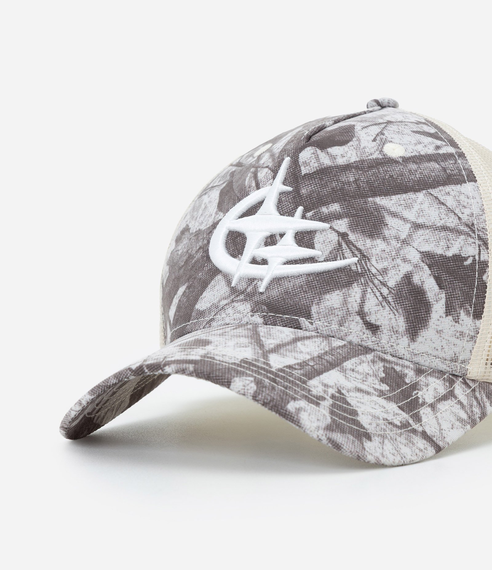 Boné Trucker Camuflado em Sarja com Telinha Cinza 6
