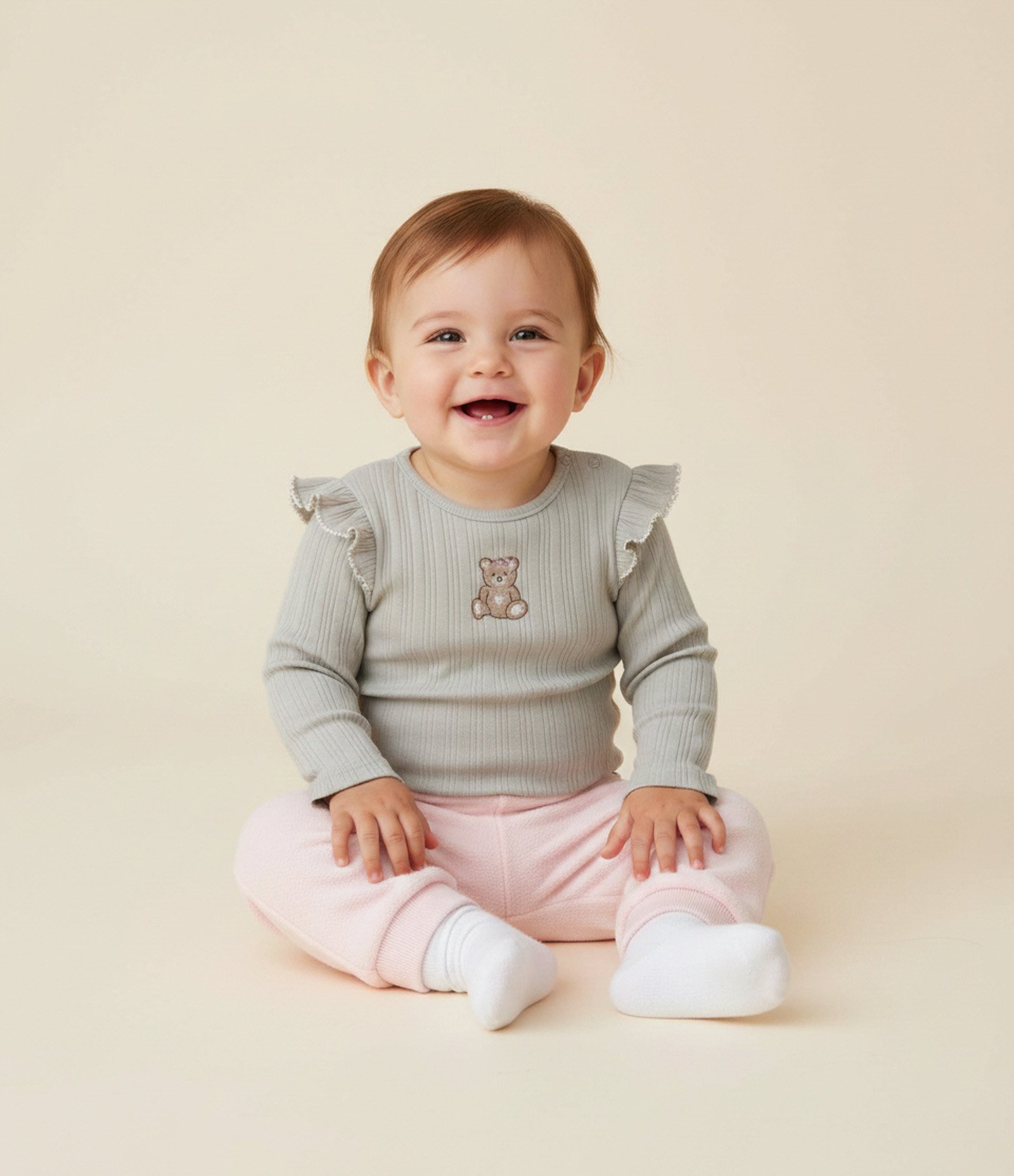 Body Infantil com Bordado de Urso e Babados – Tam 0 a 18 Meses Verde Acinzentado 1