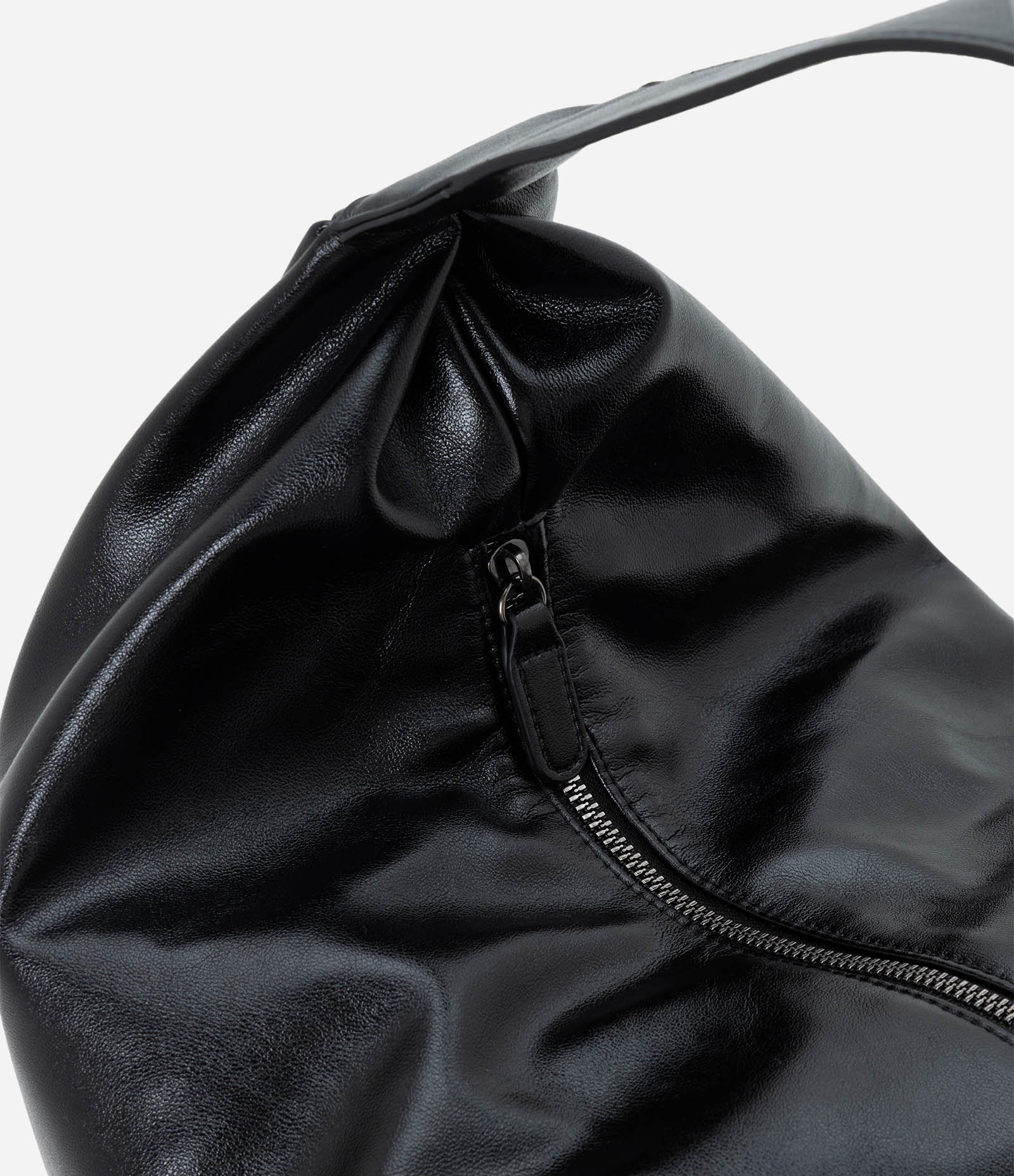 Bolsa Hobo Glossy Grande em PU com Alça Larga Preto 6