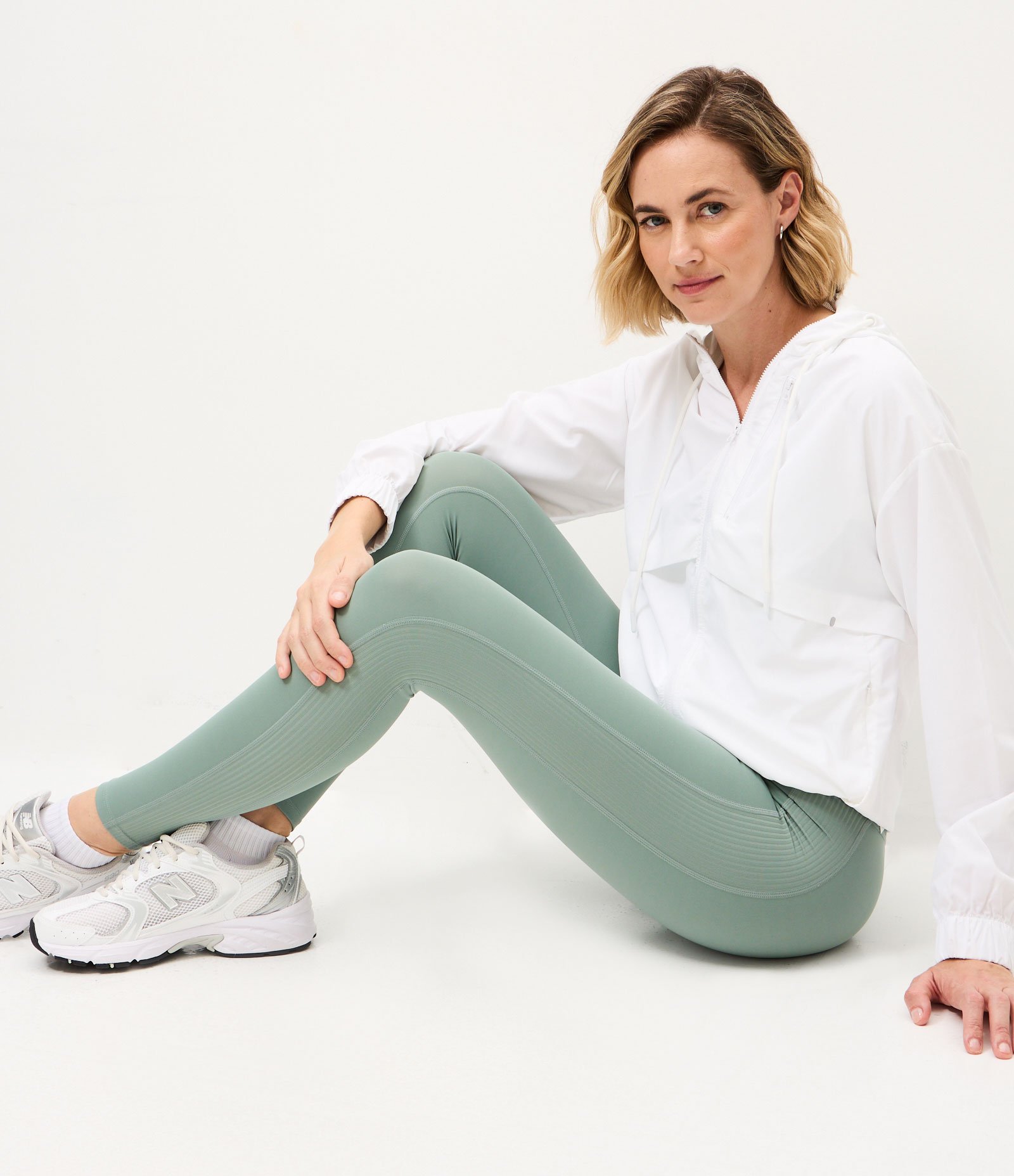 Calça Legging Esportiva em Microfibra com Cós Canelado Verde 3