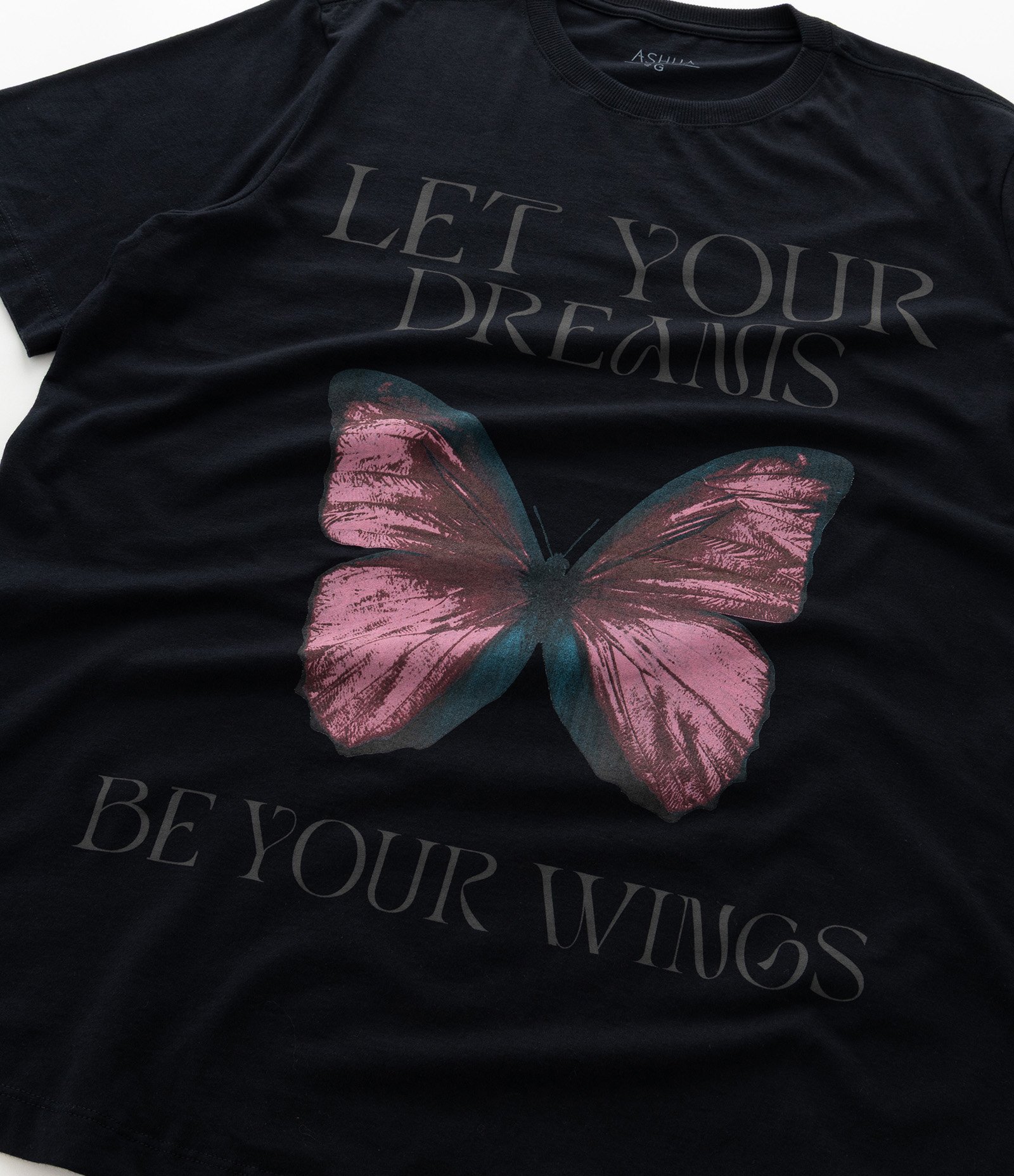 Camiseta Alongada em Meia Malha com Estampa Borboleta Curve & Plus Size Preto 7