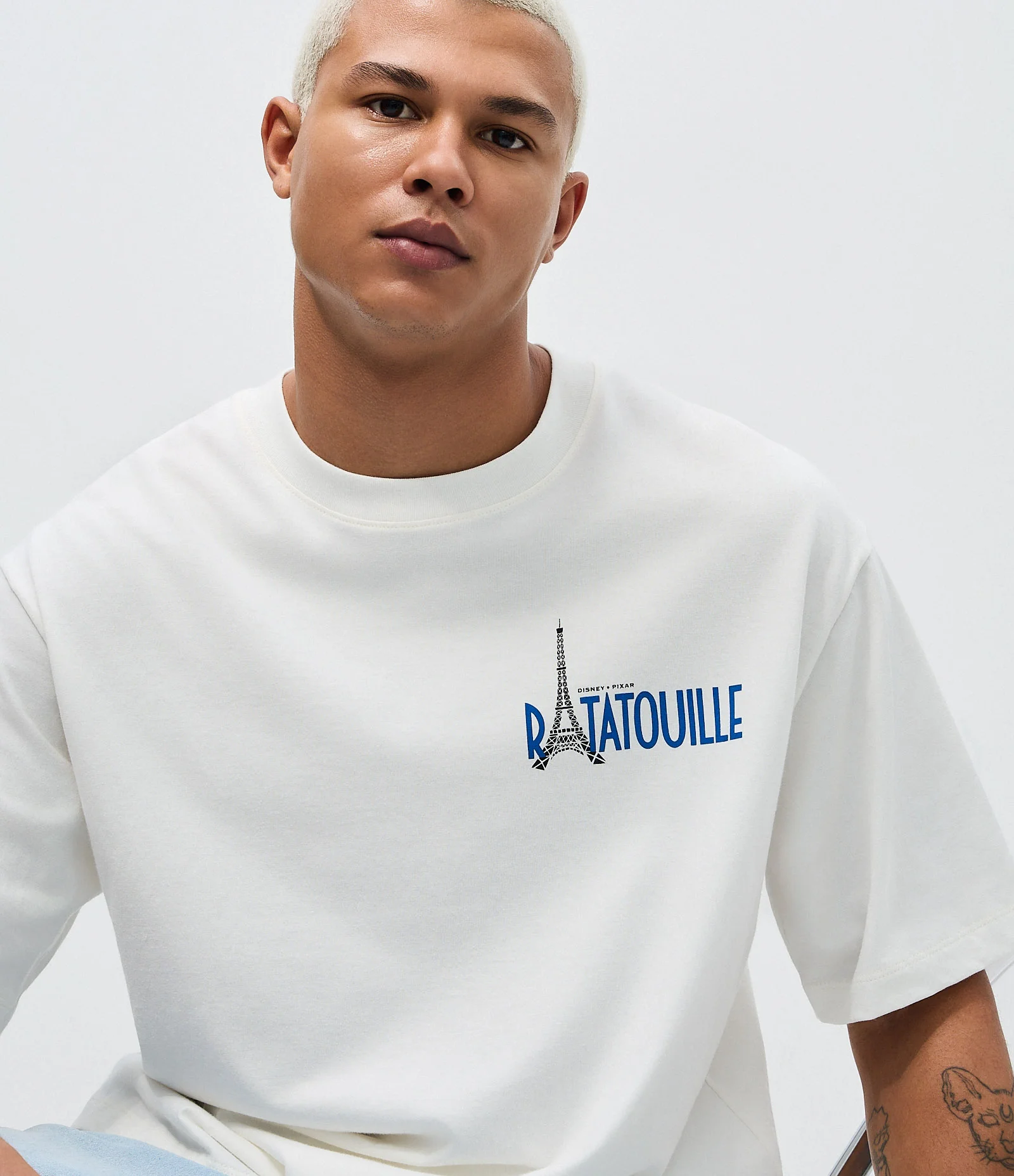 Camiseta Boxy Manga Curta em Algodão Estampa Ratatouille Branco 4
