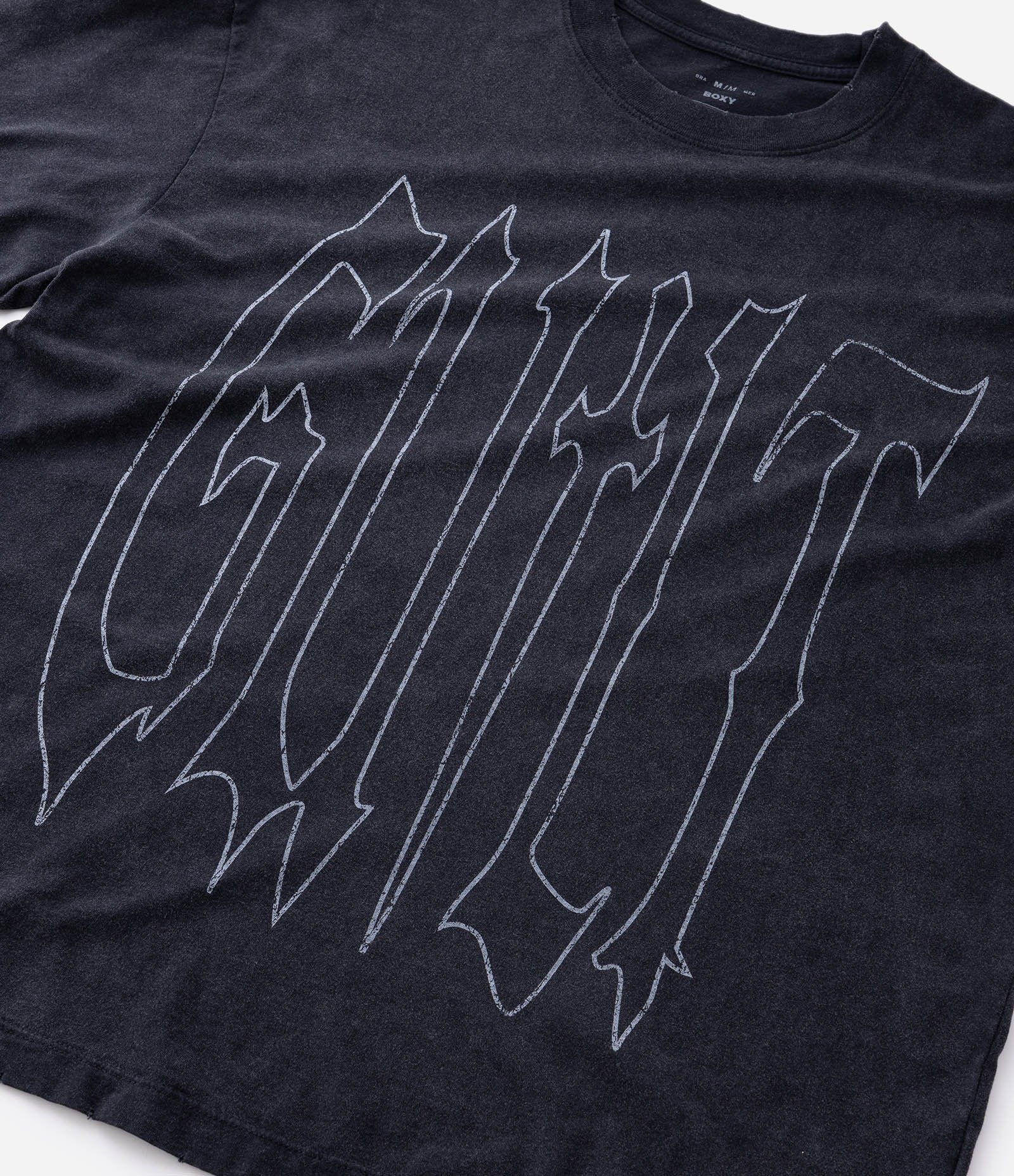 Camiseta Boxy Manga Curta em Algodão com Lettering Guilt Preto 9