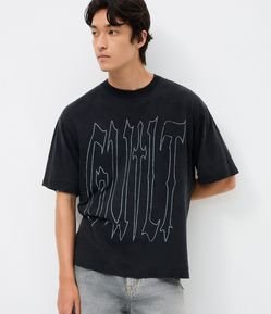Camiseta Boxy Manga Curta em Algodão com Lettering Guilt