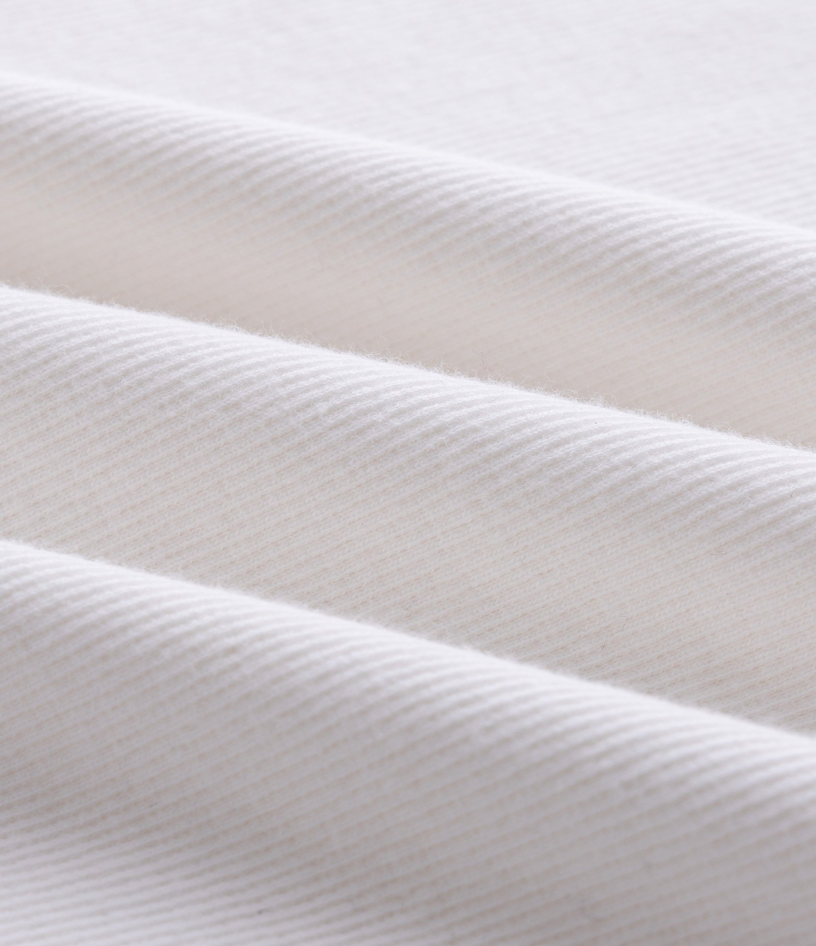 Camiseta Muscle Manga Curta em Algodão com Estampa Tribal Localizada Branco 3