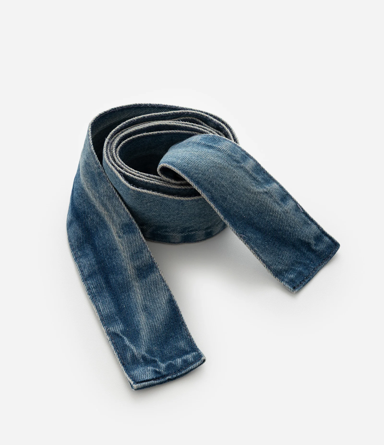 Calça Aladim em Jeans com Cinto Faixa Curve & Plus Size Azul 9