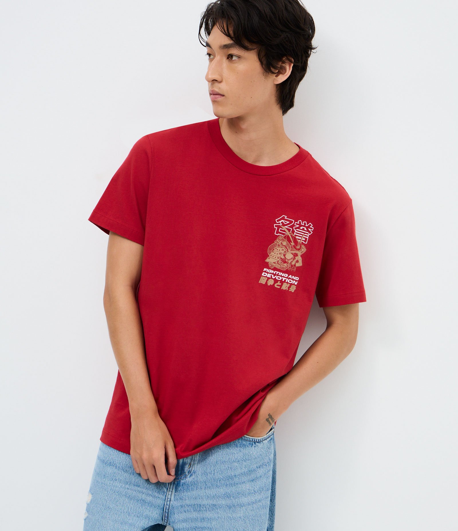 Camiseta Comfort Manga Curta em Algodão com Estampa e Lettering Fighting Vermelho 1