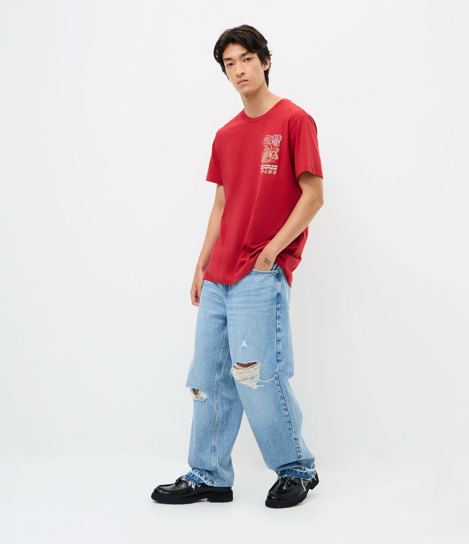 Camiseta Comfort Manga Curta em Algodão com Estampa e Lettering Fighting Vermelho 2