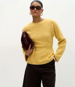 Suéter Regular em Tricô com Barra Peplum