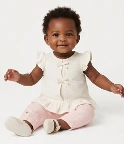 Blusa Infantil com Babados e Laços Aplicados – Tam 0 a 18 Meses