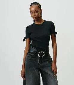Blusa Regular em Tricô com Lacinho nas Mangas