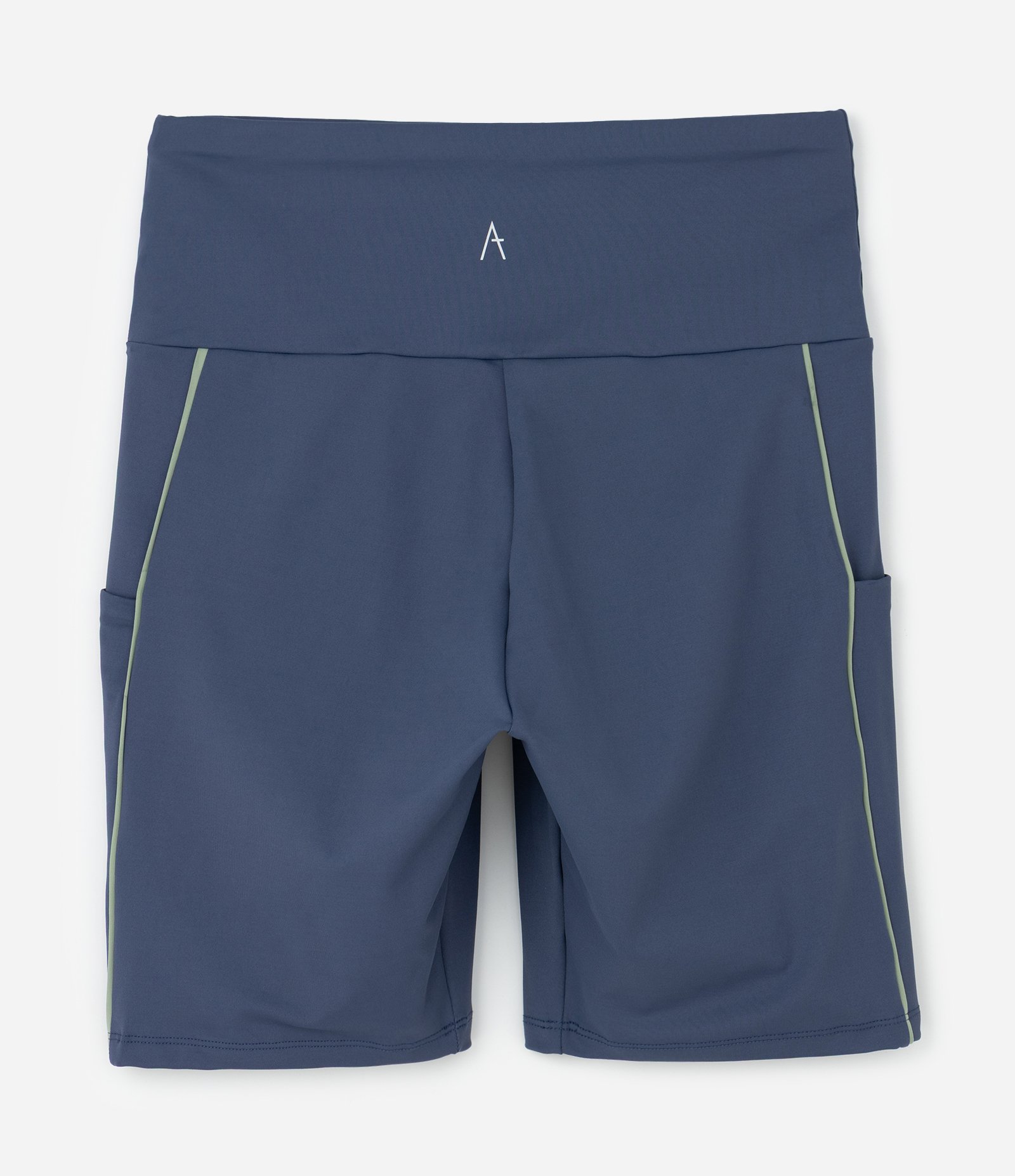Bermuda Ciclista Tecnológica com Vivo Contrastante Azul 2