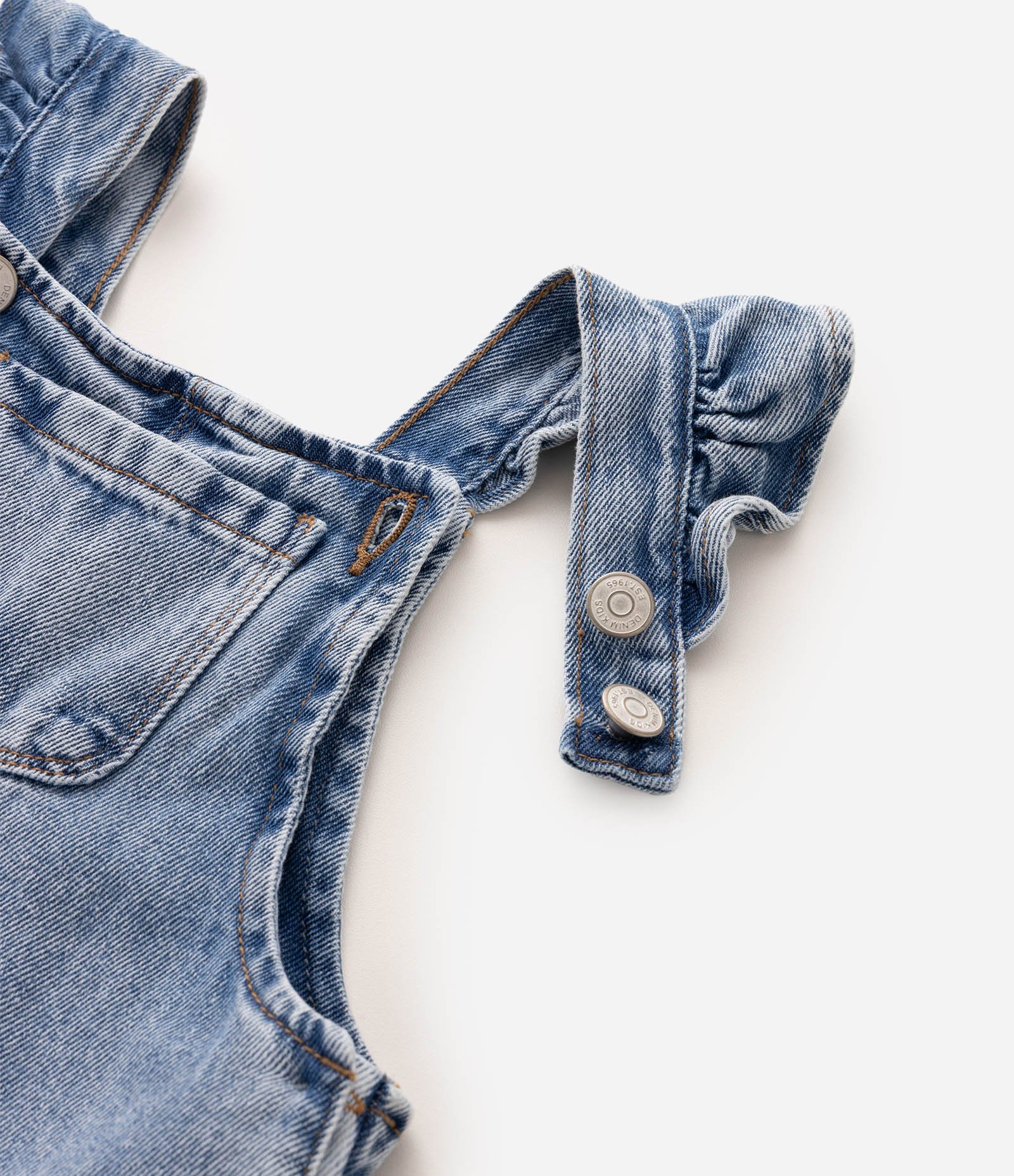 Macacão Jeans Infantil - Tam 1 a 6 Anos Azul médio 4