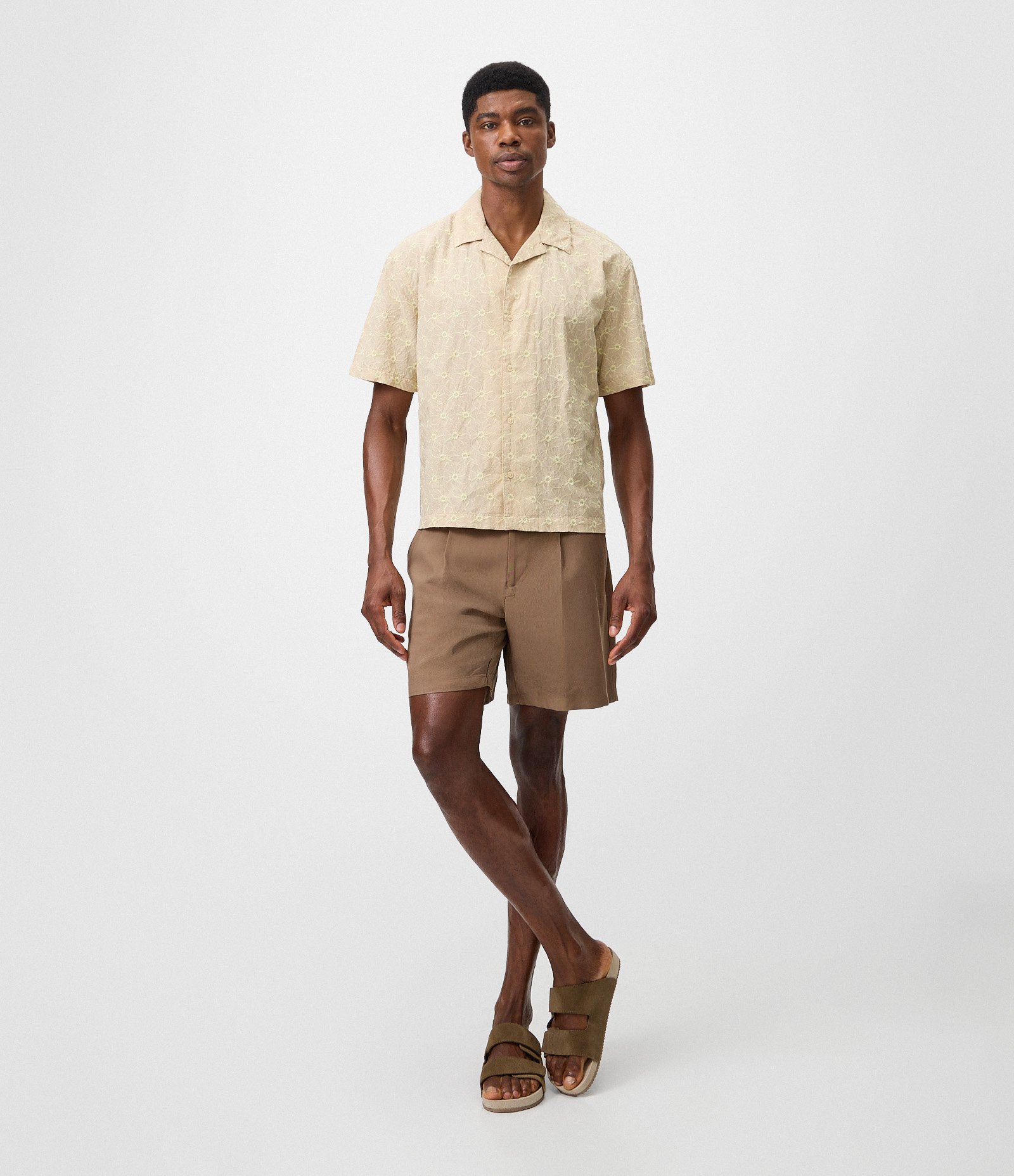 Camisa Boxy Floral Texturizada Bege 2