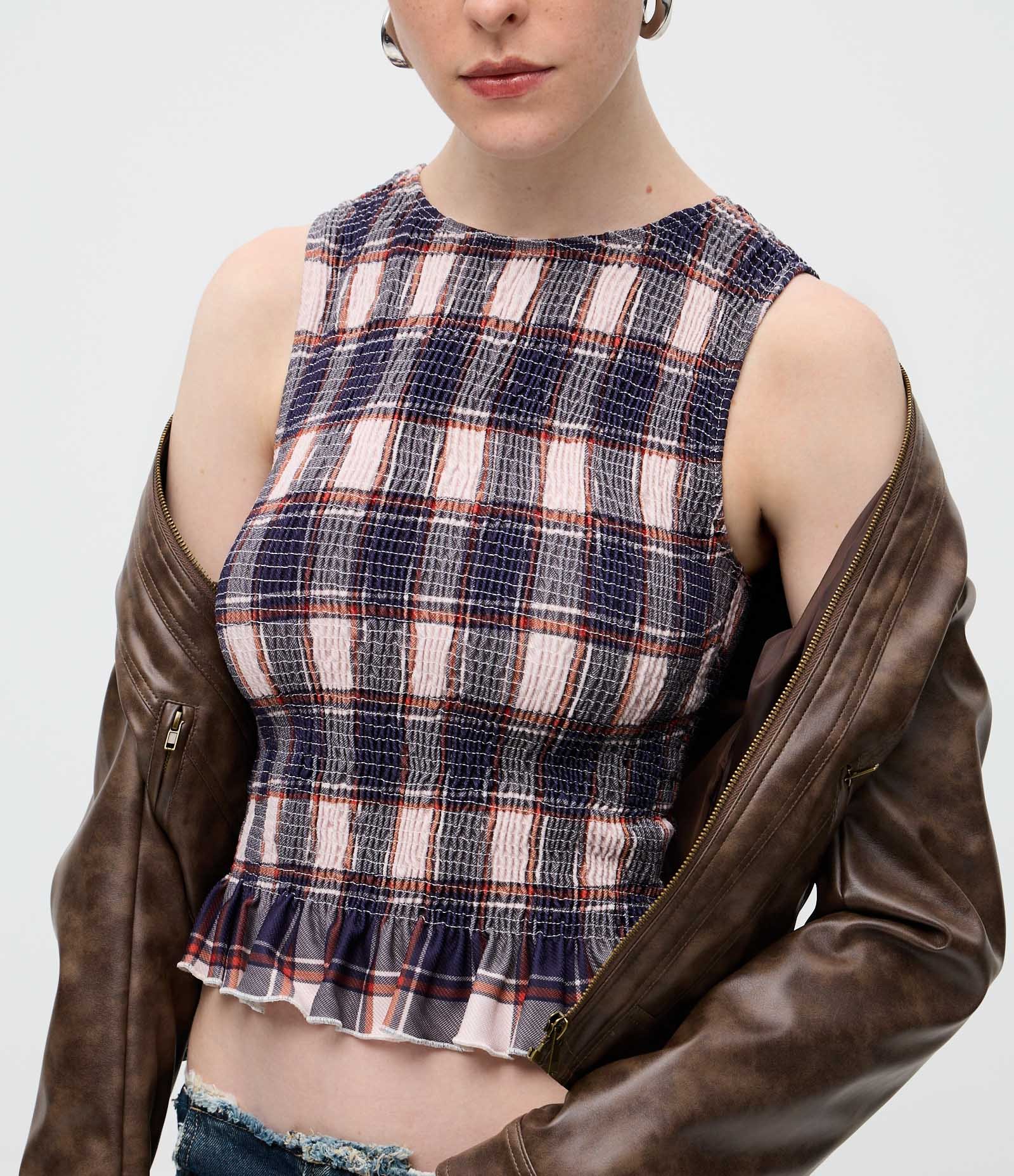 Blusa Sem Manga em Twill Xadrez com Babado na Barra Azul 3