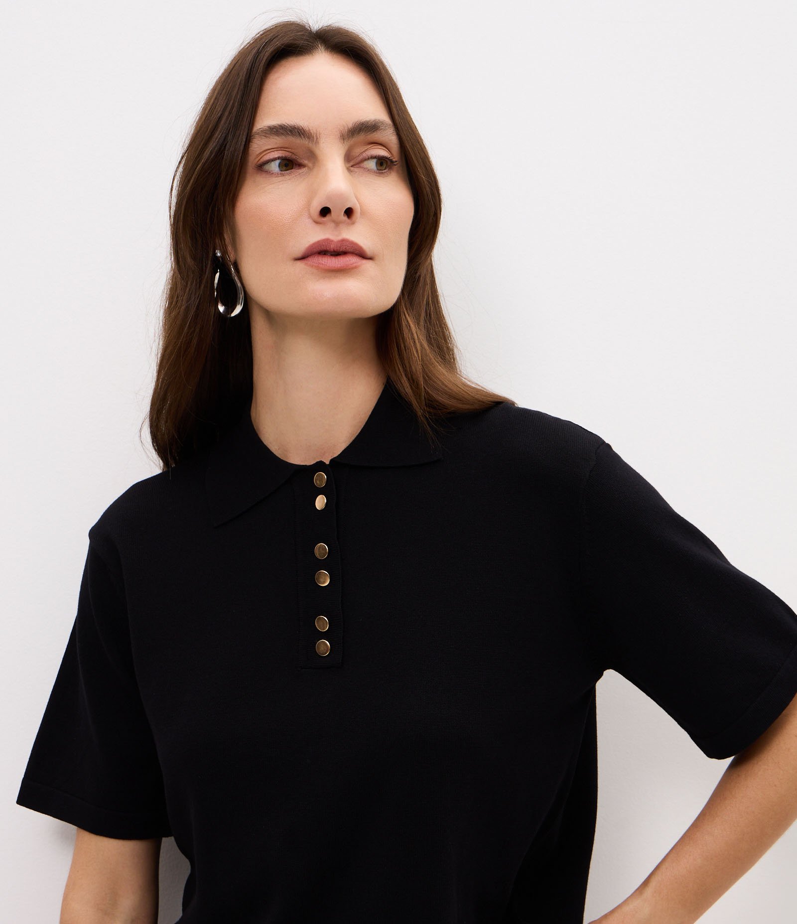 Blusa Curta em Tricô com Abotoamento Frontal Preto 3