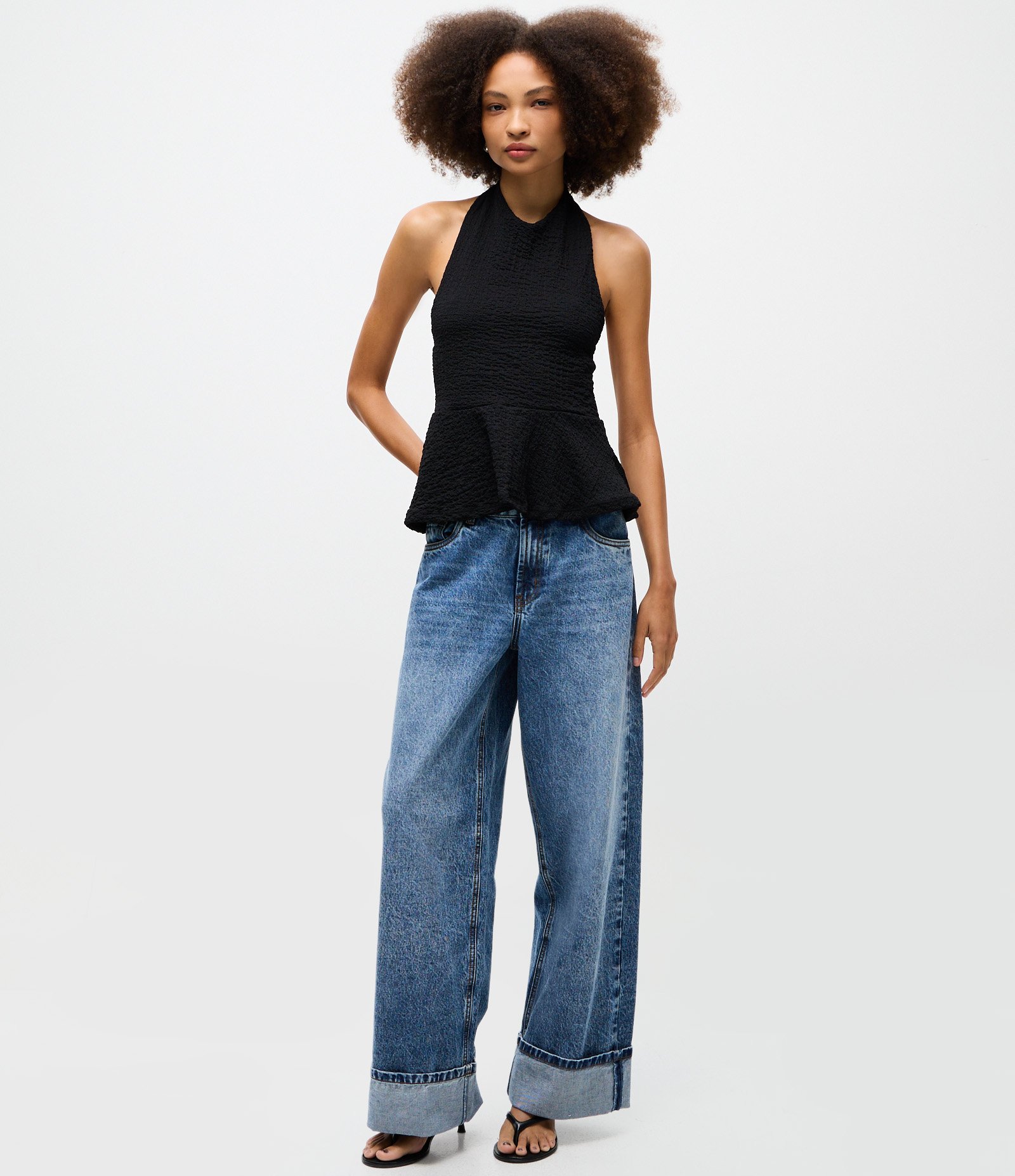Blusa Peplum Frente Única em Viscose Texturizada Preto 2