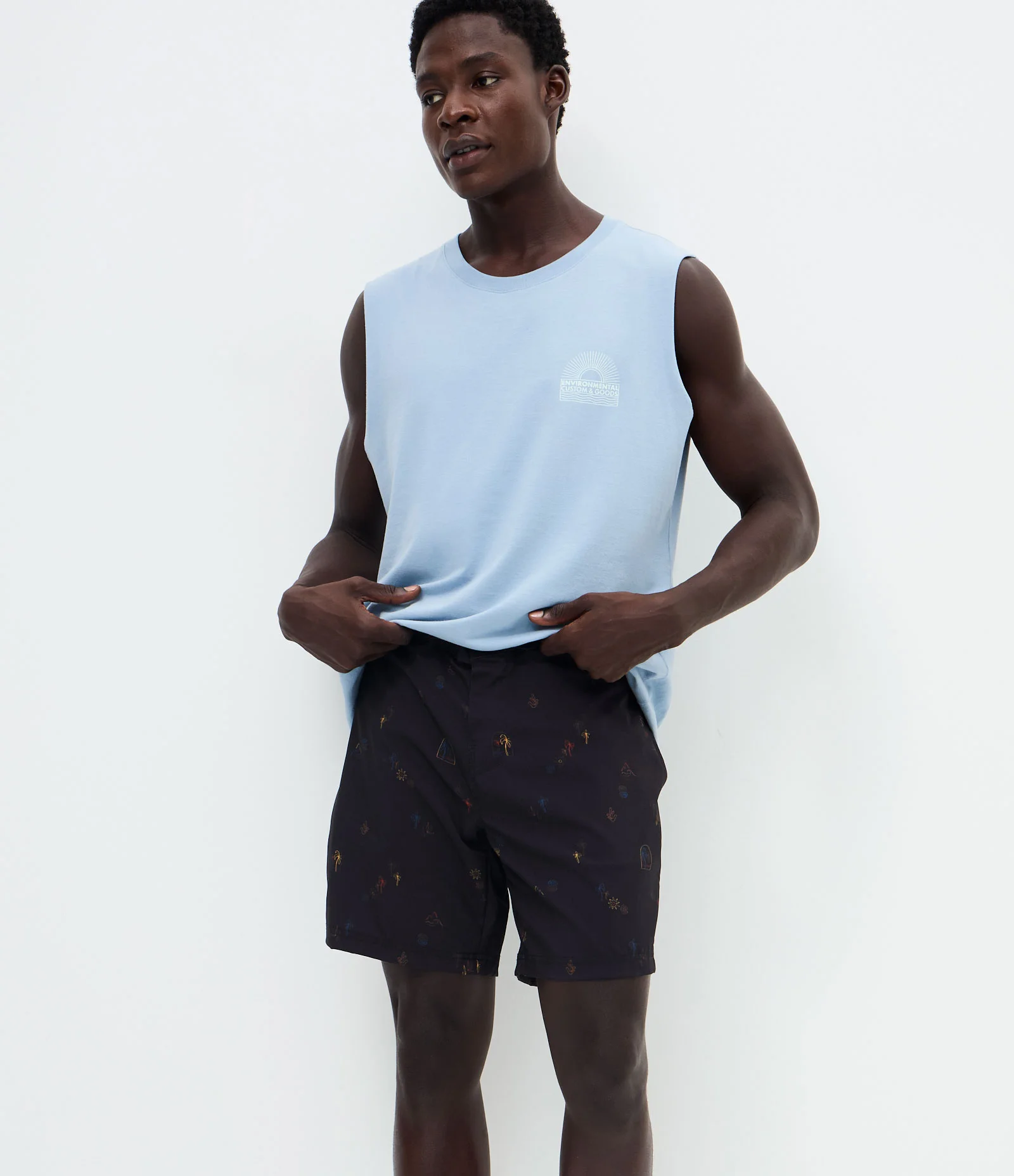 Bermuda Masculina Banho Cós Fixo Ícones Tropicais Preto 1